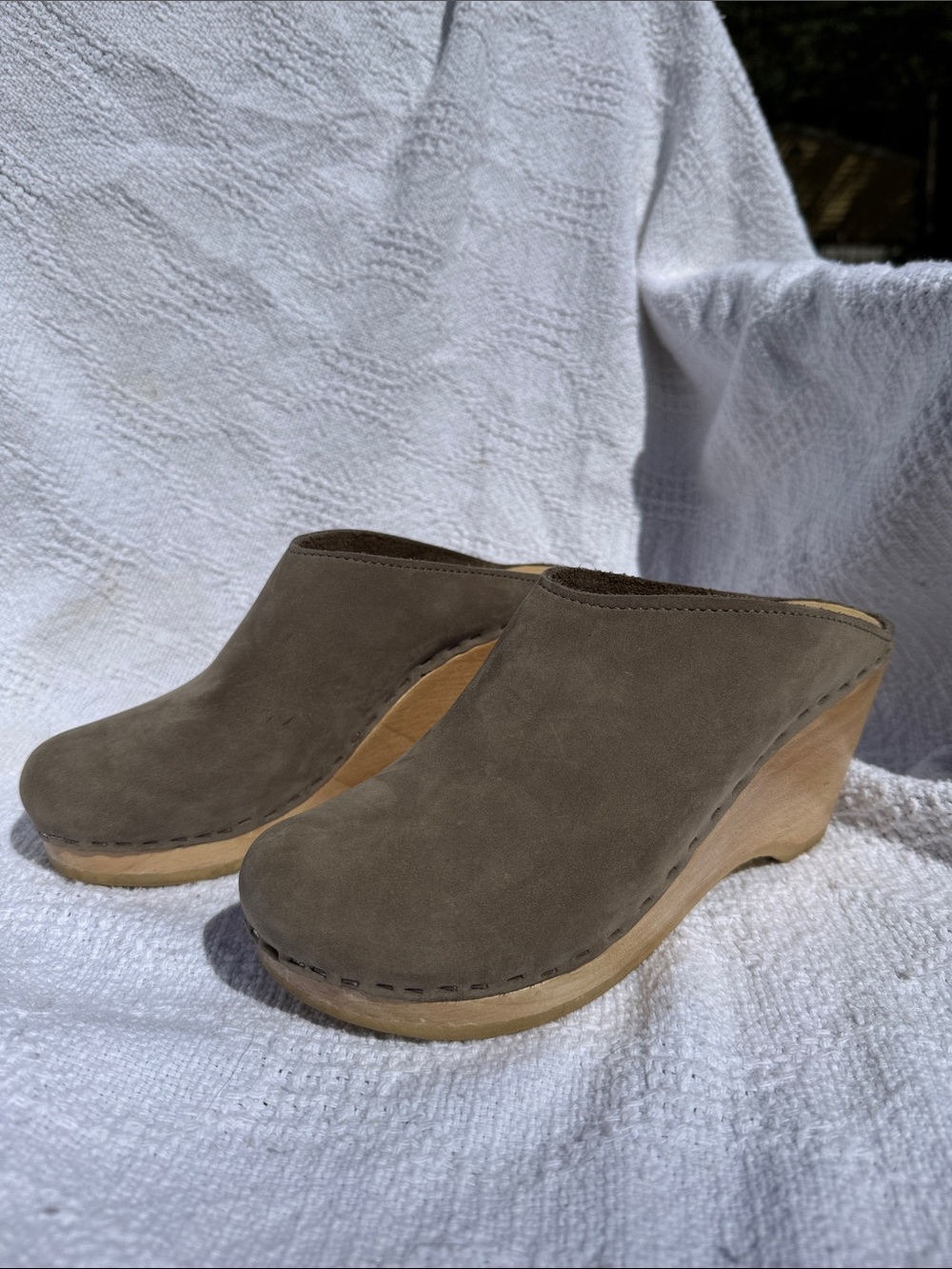 No 6 Taupe Clogs 38